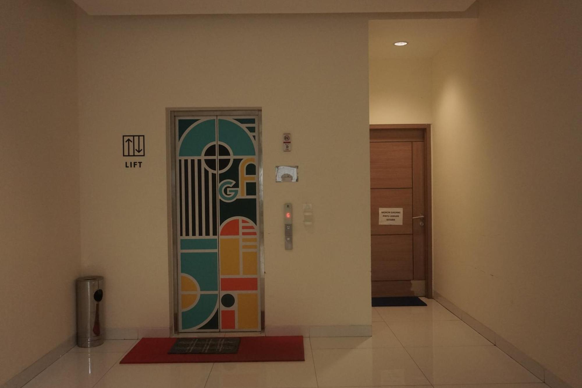 Hotel Bianco Costel Bogor Zewnętrze zdjęcie