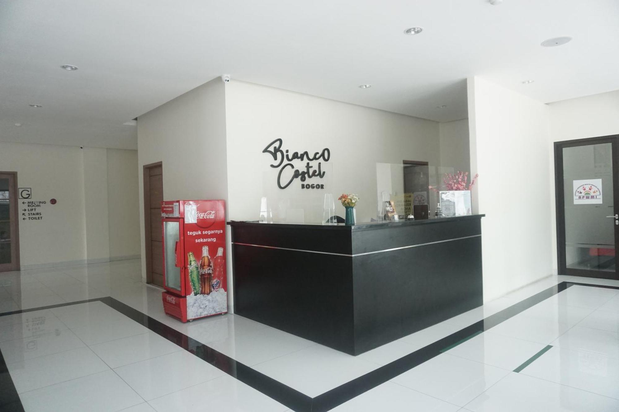 Hotel Bianco Costel Bogor Zewnętrze zdjęcie